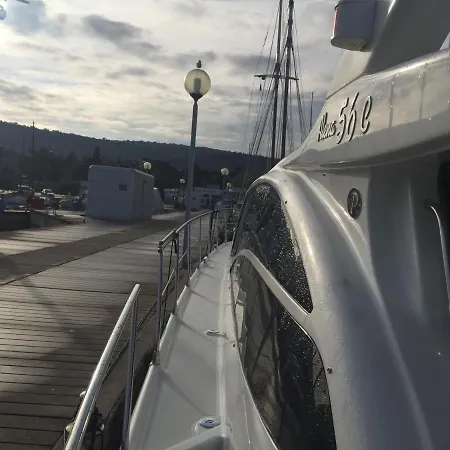 Motor Yachts Alena 56